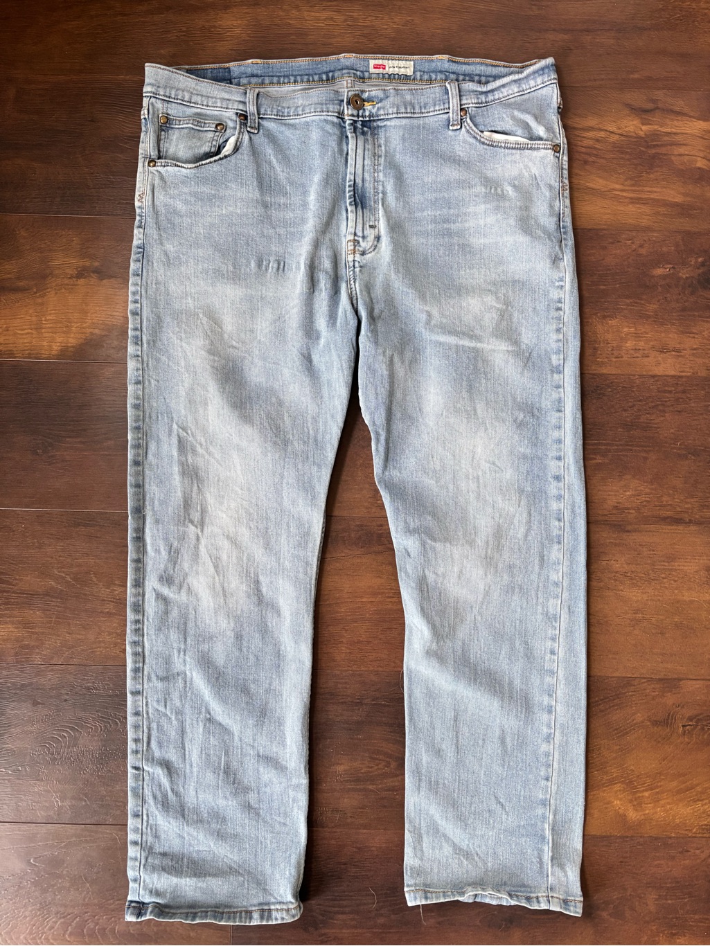 Wrangler Men’s Slim Straight Light Wash Jeans 42x30